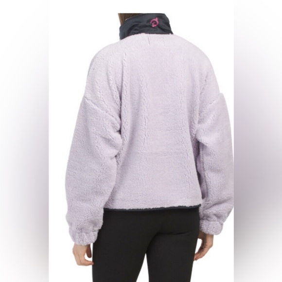 PELOTON Ho121 Sherpa Jacket, size medium - Picture 4 of 11